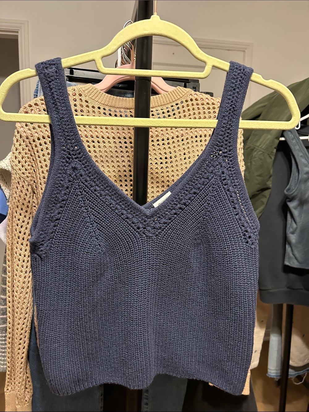 Abercrombie & Fitch Knit Tank. Size small. PTP 16”. Navy.